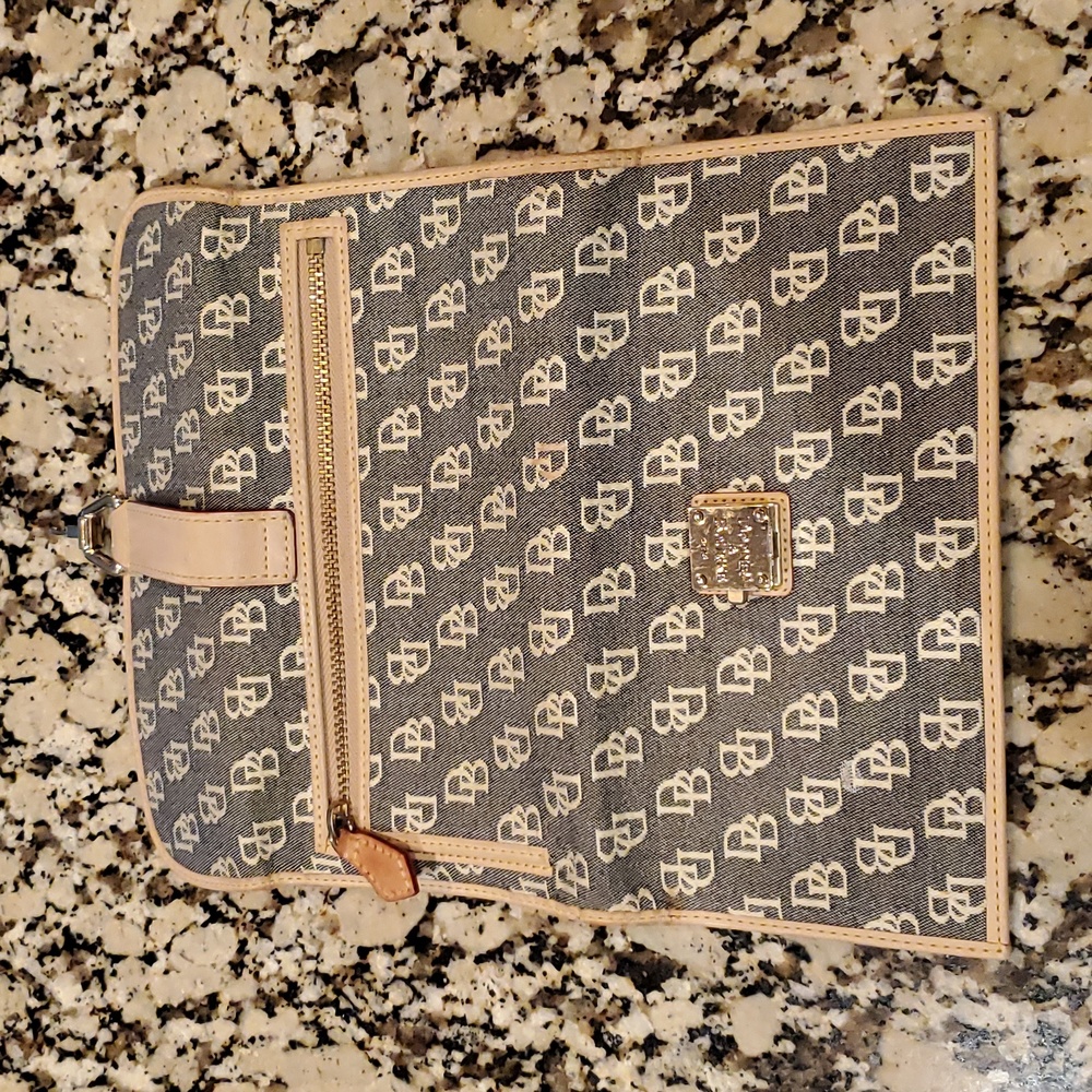 D/B Wallet - Picture 4 of 4
